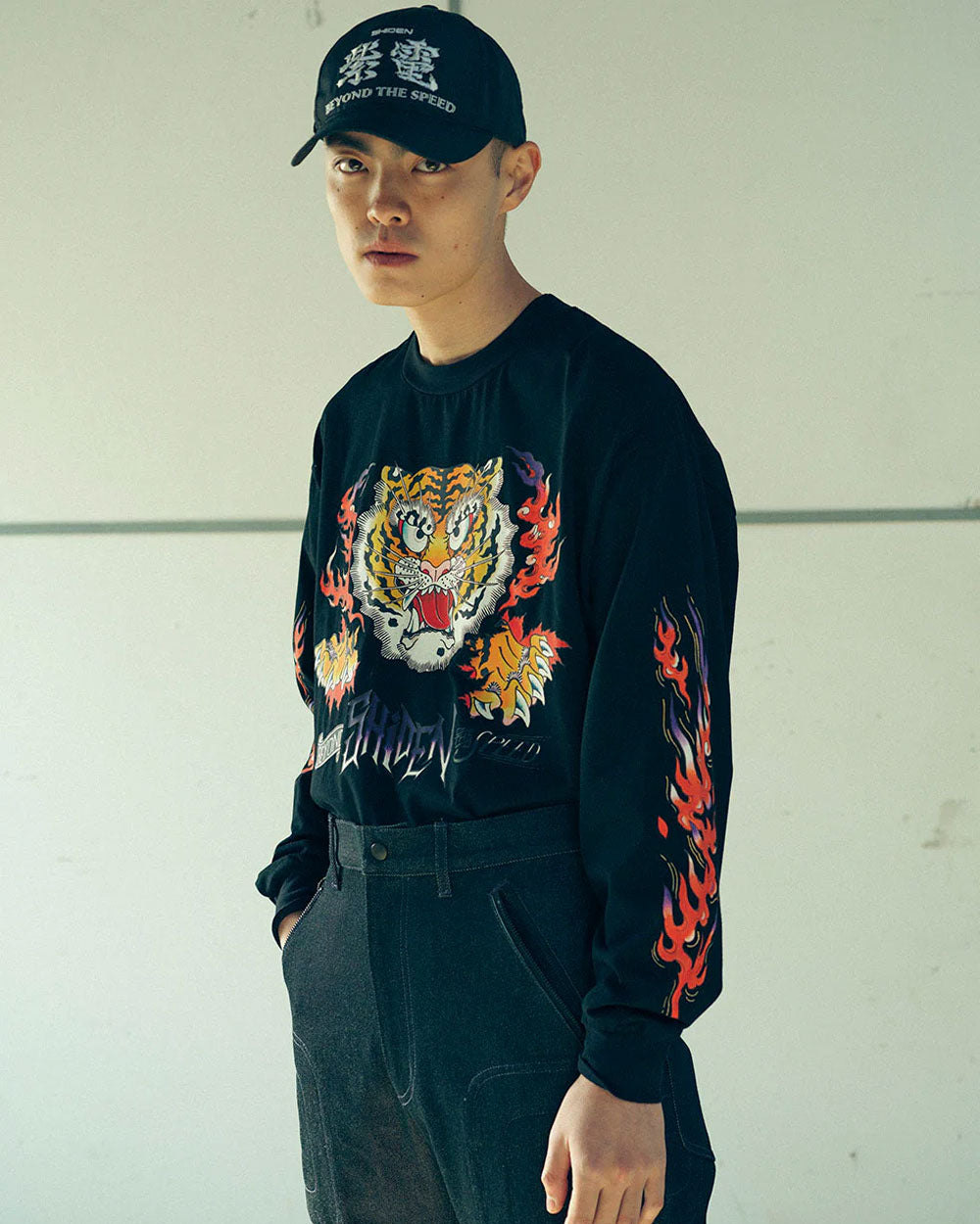 L/S Crew Neck Tee - Cotton Jersey, Tiger - Black