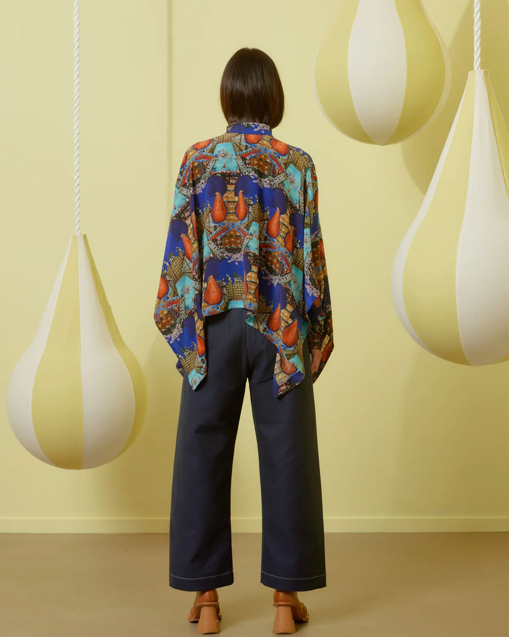 レア HENRIK VIBSKOV All-In-One