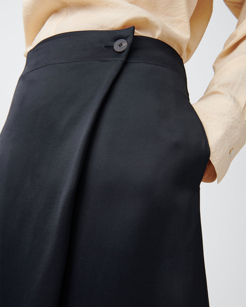 Stretch Trop Wool 3 Button Wrap Skirt - Darkest Navy