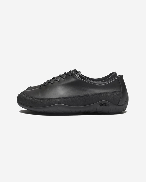 Tarvas Wanderer - Black Leather