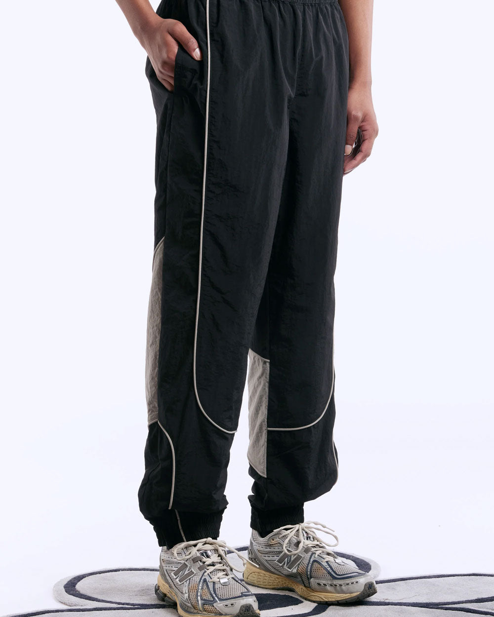 Tracktion Panelled Track Pant - Black