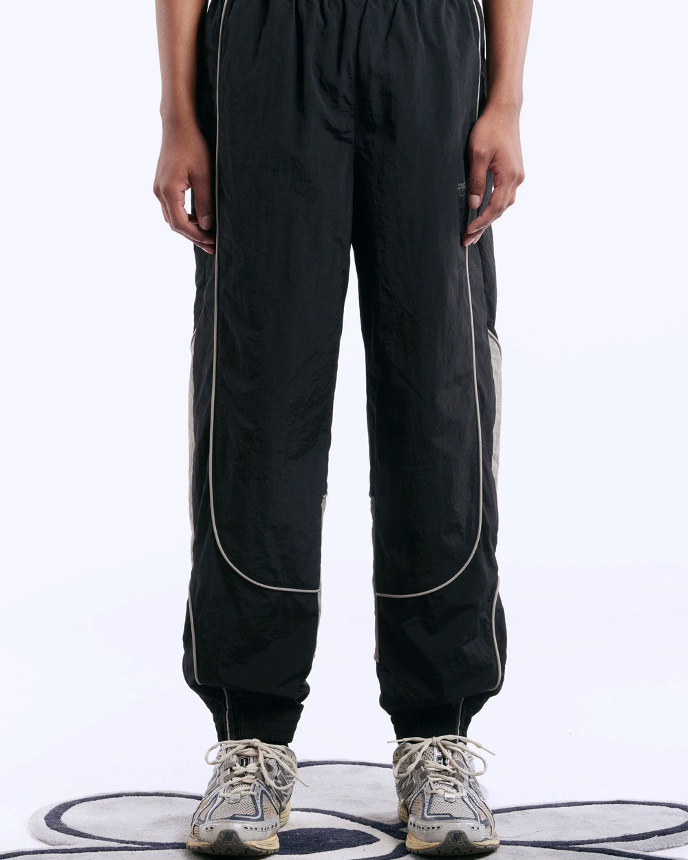 Tracktion Panelled Track Pant - Black