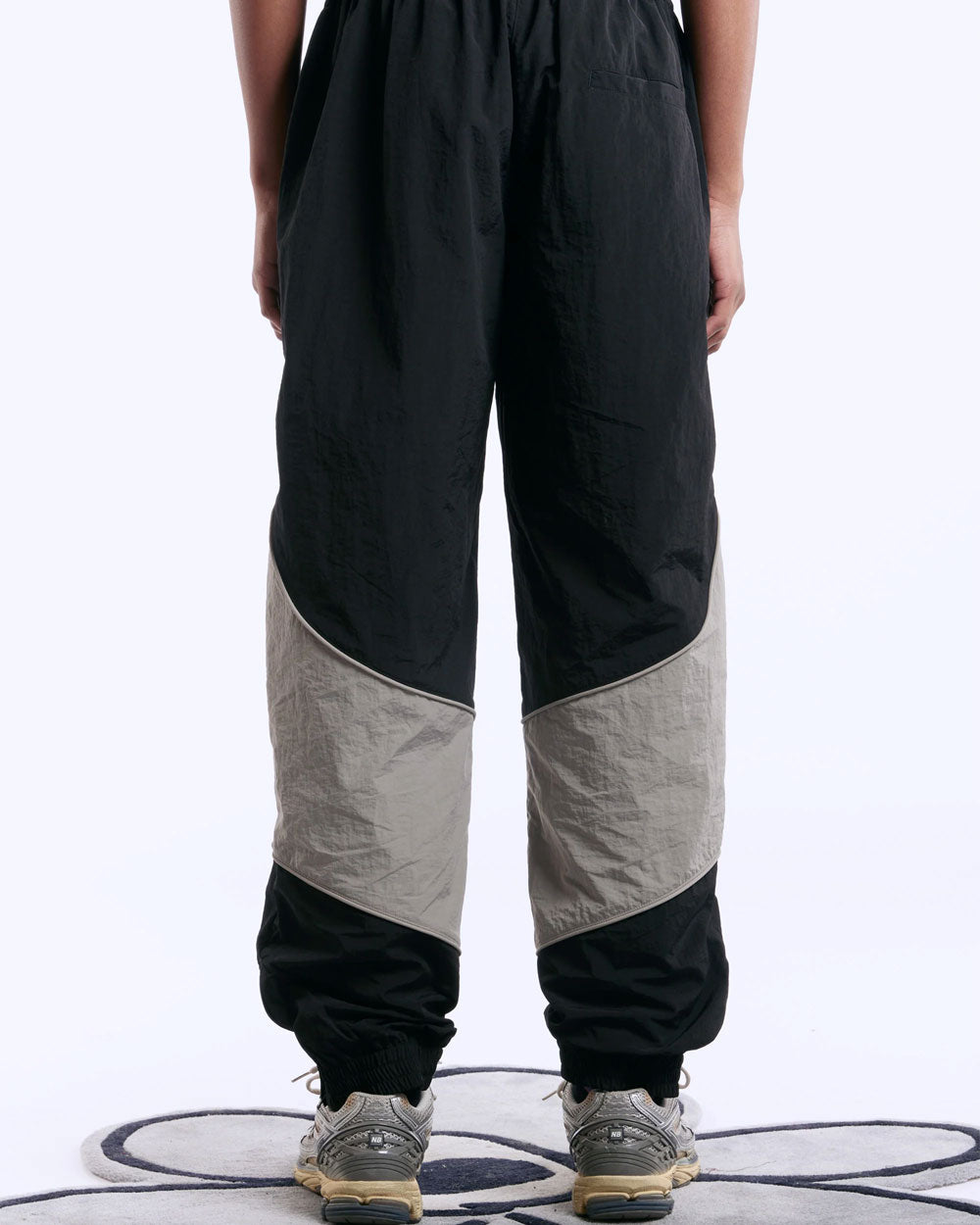 Tracktion Panelled Track Pant - Black