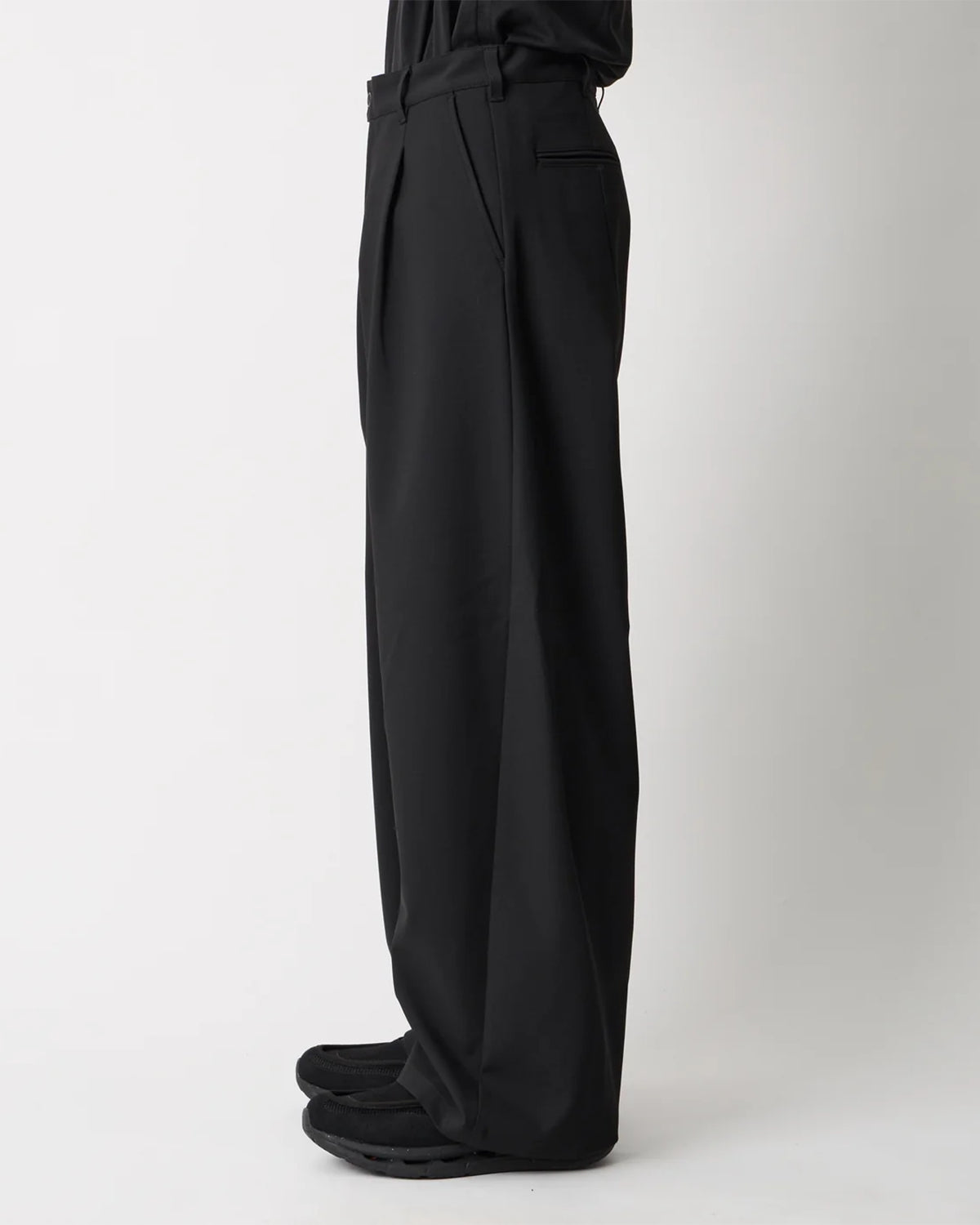 Stretch Curve Pants - Black