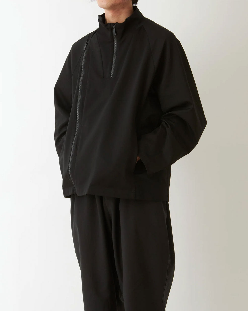 Zip Pullover - Black